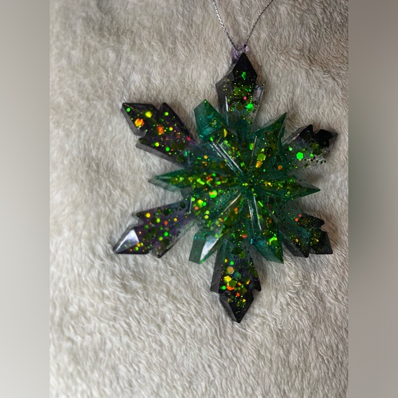 Sparkling Green Glitter Handcrafted Snowflake Ornament 3.5 x4 - Picture 2 of 5